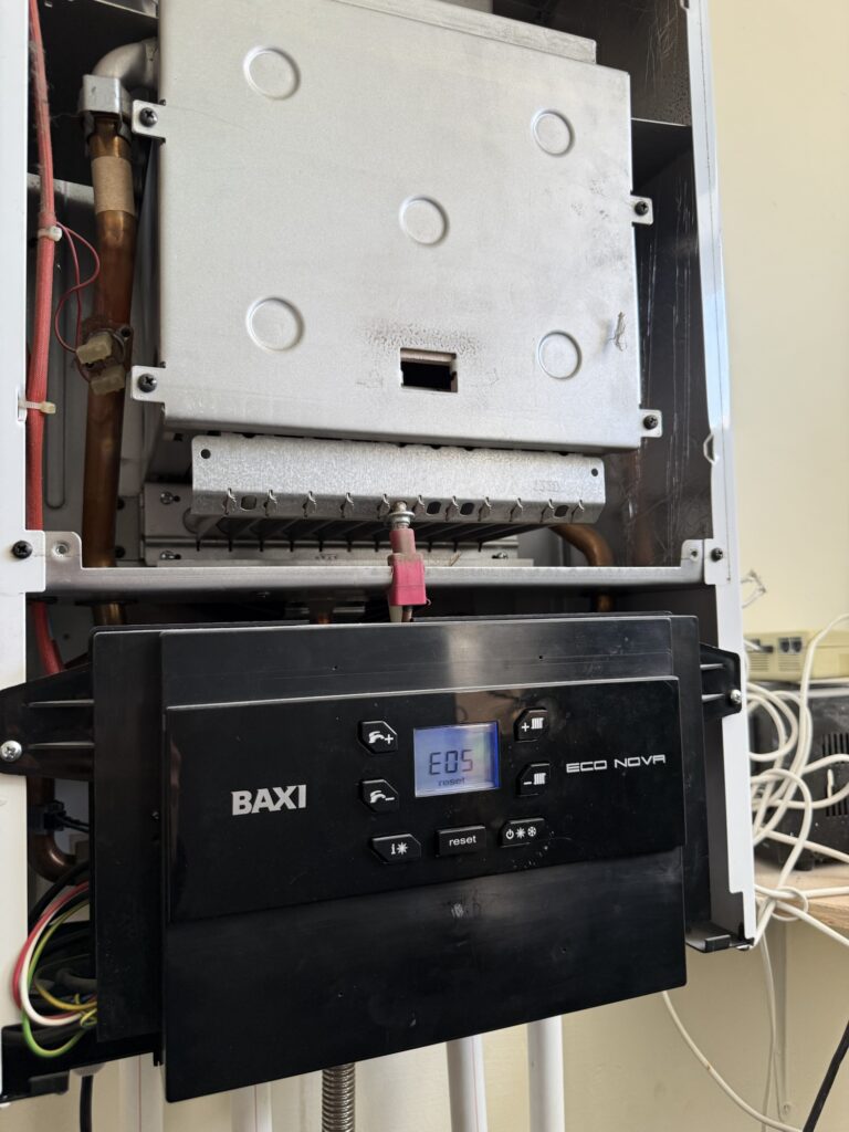 Ремонт газового котла BAXI ЭкоНова.